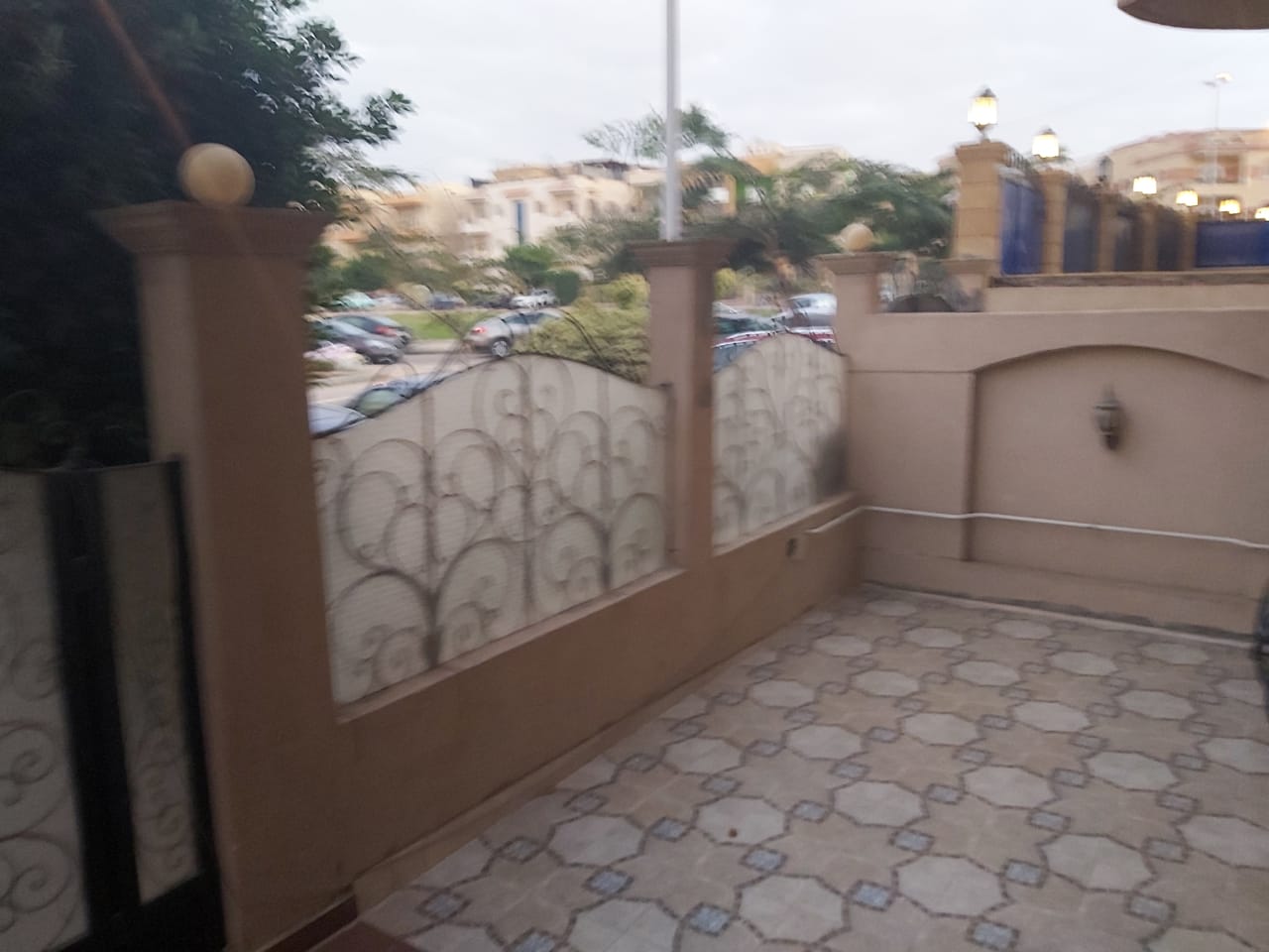 شقه للايجار 200م فى الياسمين 6